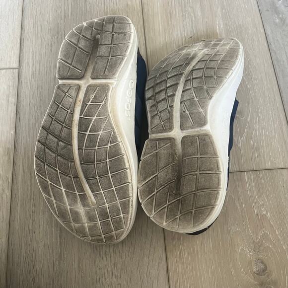 OOFOS OOmg Low Recovery Shoe Men's 8 / 41 Navy Blue Mesh Slip On - Picture 8 of 9